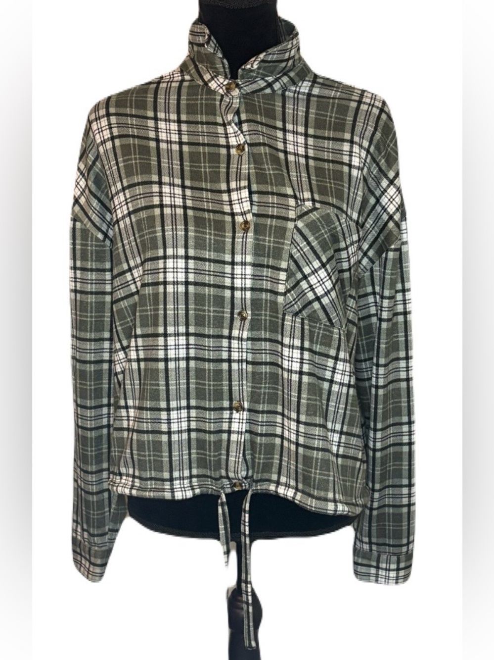 (No Boundaries) Plaid Green/White Flannel Shirt: Size XL (15-17)